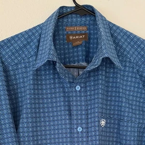 Ariat Fitted Stretch Shirt Men's L/G Blue Geo Print Western Cowboy Button Up - Picture 1 of 11