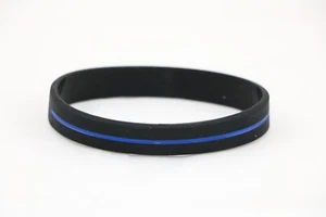 2 x Armband Silikon unisex Größe thin blue line dünne blaue Linie Polizei - Picture 1 of 5