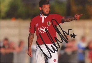 BRISTOL CITY: MARLON PACK SIGNED 6x4 ACTION PHOTO + COA - Bild 1 von 1