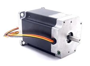 Kollmorgen CTM22NLF06NEE00 Stepper Motor W/Smooth Shaft 320VDC, 0.6A 3000RPM - Picture 1 of 4