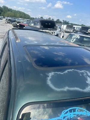 1996-2002 OEM Toyota 4Runner sun roof with tracks motor glass COMPLETE - Image 1 of 4