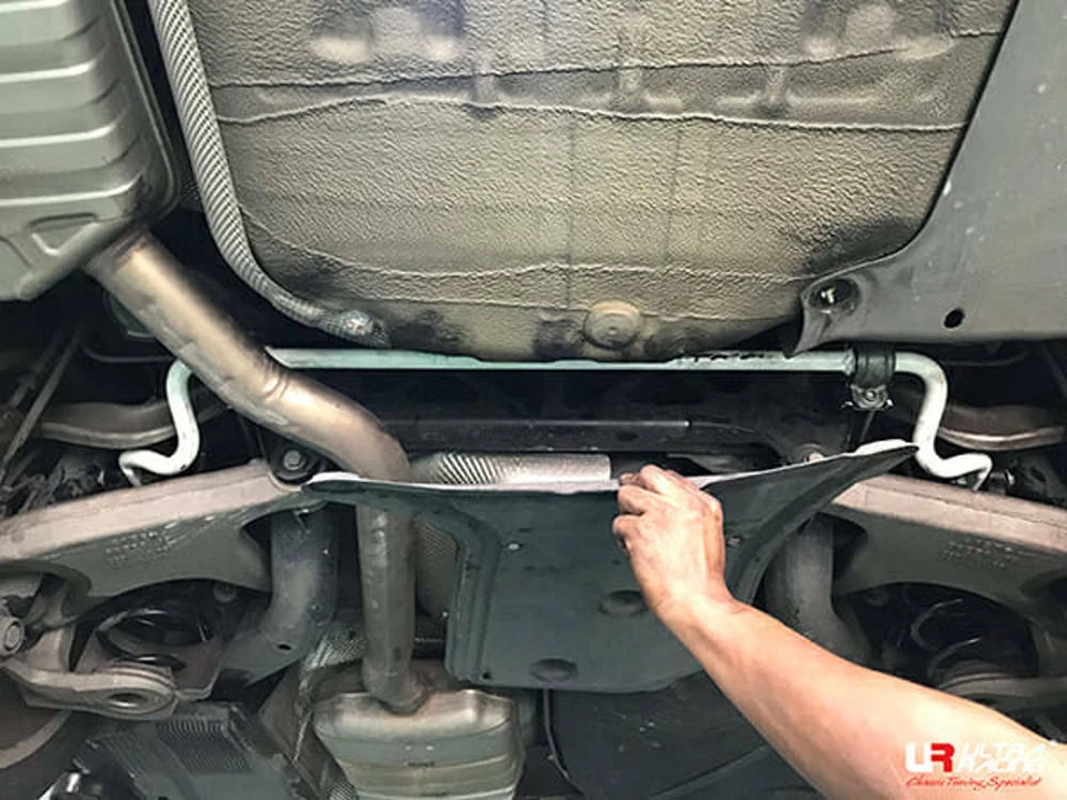 Ultra Racing Rear Sway Bar 22mm for AUDI RS 5 (8T) 4.2 '10-'15 4WD (UR-AR22-539) - Изображение 1 из 1