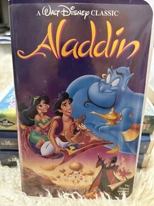 Walt Disney's Aladdin VHS Tape RARE Black Diamond Classic #1662 - Picture 1 of 3