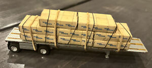 HO Scale 1:87 Tonkin Replicas - Flatbed Trailer with load