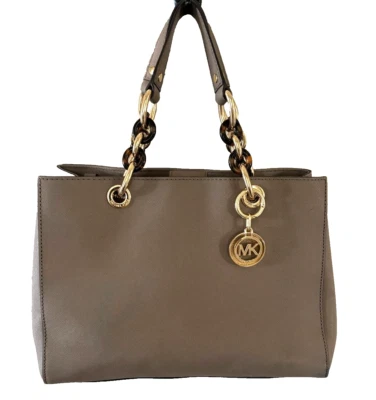 Bolso de Mano Michael Kors Beige Cuero Saffiano Mediano Cynthia Foto 1 de 4