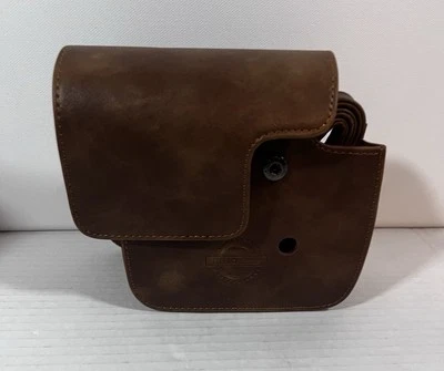 Leather Polaroid camera case - Image 1 of 4