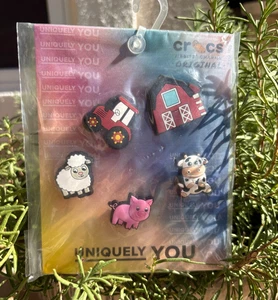 Nuevo en Paquete Crocs Jibbitz Cutesy Animal de Granja Paquete de 5 Vacas Cerdo Ovejas Tractor Granero Regalo - Imagen 1 de 7