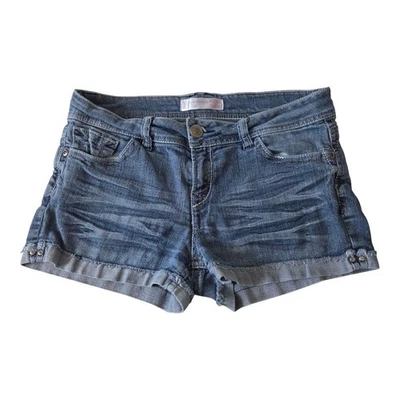 Pantalones cortos No Boundaries para mujer talla 11 desgastados corte elástico jean azul tiro bajo Foto 1 de 4