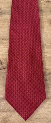 100% Silk Roundtree & York Men’s Tie Red Silk  4" W 59” L - Image 1 of 4