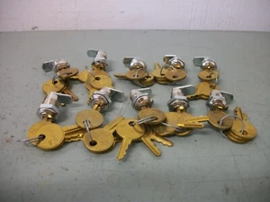 COMPX FORT LOT OF 10 MINI 'T' CAM LOCKS FOR GLASS & PLASTIC DOORS 1T-058-001 NEW - Picture 1 of 3