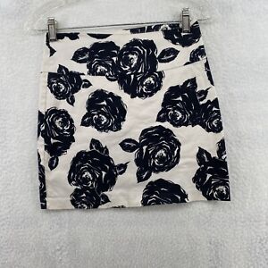 Forever Twenty-One Women's S/P Mini Skirt Black & White Roses Back Zip Stretch