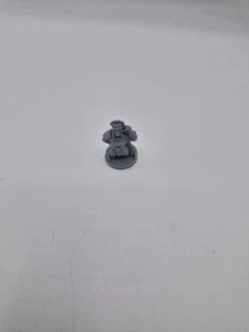 Warhammer 40K - Astra Militarum - Knight Commander Pask (Finecast) - Bild 1 von 1