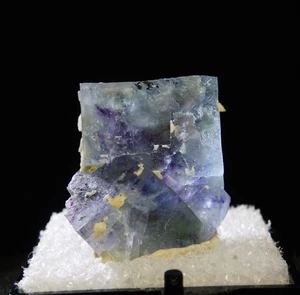 Fluorit / Miniatur-Mineralprobe / aus Yindu-Mine, Innere Mongolei, China - Bild 1 von 5