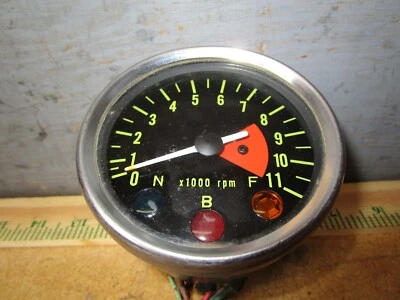 KAWASAKI F6 A-B, F7 A-D 1971-75 THACHOMETER P/N 25015-019 VINTAGE O.E.M - Image 1 of 4