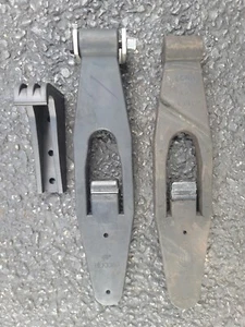 Peterbilt Kenworth Engine Hood Locks Rubber Locks, 2 Pieces  - Bild 1 von 7