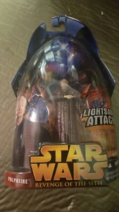 Star Wars PALPATINE Lightsaber Attack Revenge of the Sith Action Figure New #35 - Picture 1 of 2