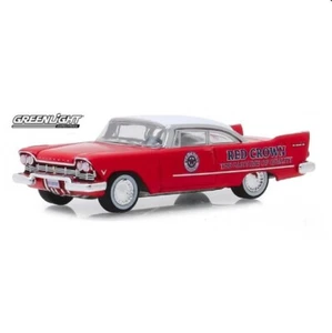1:64 Running on Empty Series 9 1957 Plymouth Savoy rojo luz verde - Imagen 1 de 1