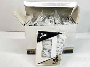 NEW Lot of 17 Leviton Decora Plus Screwless White Wall Plate 80301-W - Picture 1 of 1