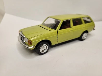MERCEDES W123 T ESTATE MODELO DE COCHE RARO COLECCIONABLE CLÁSICO FUNDIDO A PRESIÓN SIN PRECIO BASE CONRAD Foto 1 de 4