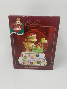 Care Bears Holidays Schneekugel 2003 "Filling the Holidays with Love" Weihnachten - Bild 1 von 5