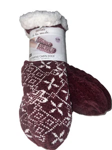 MUK LUKS Cabin Socks Womens 2 PACK Size S/M 5-7 Non Skid Fully Lined Burgundy - Picture 1 of 7