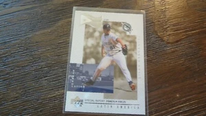 1998 UPPER DECK STAR FOREIGN FOCUS LIVAN HERNANDEZ # 230 BASEBALL CARD - Picture 1 of 2
