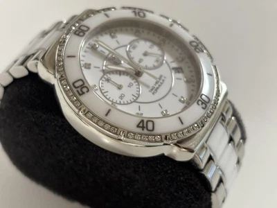 Reloj Tag Heuer Formula 1 blanco fecha CAH1213 para hombre 41 mm esfera redonda diamantes Foto 1 de 4