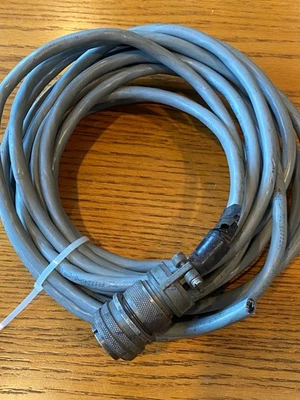 MS3106A-18 AMPHENOL  CONNECTOR, 10 CONTACTS, 20 Ft Cable - Image 1 of 4