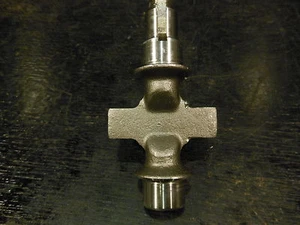 1981 YAMAHA XT250H XT 250 H XT250 MOTOR COUNTER WEIGHT - Picture 1 of 1