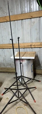 smith victor tripods S9 - Image 1 of 4