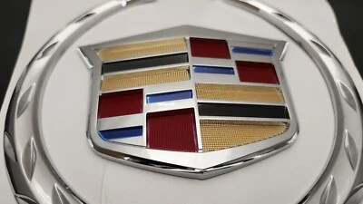 Cadillac Escalade, ATS, CTS, DTS, SRX, STS Front Grille Emblem - Silver - Image 1 of 4