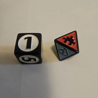 Harry Potter Scene It Complete Cinematic Journey Replacement Parts 2 Dice - Image 1 of 2