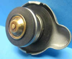 Radiator Cap FORD Motorcraft RS345 OEM# BC3Z8100A F250 F350 F450 F550 5 PSI - Picture 1 of 8