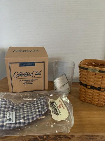 1997 JW Longaberger Collector’s Club Miniature Waste Basket Set Mint Cover