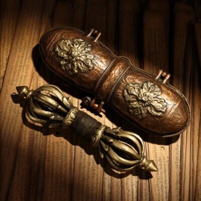 旧藏银黄铜 Vajra Dorje Phurpa 驱魔护身符驱魔 FaQi 套装 — 第 1/4 张图片