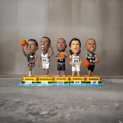 San Antonio Spurs 2022 Bobblehead 50th Anniversary эксклюзивный набор SGA 5 новый в коробке - Изображение 1 из 2