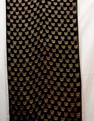 Xale cachecol oblongo Moschino ursinho de pelúcia transparente 100% seda novo sem etiquetas frete grátis - Imagem 1 de 4
