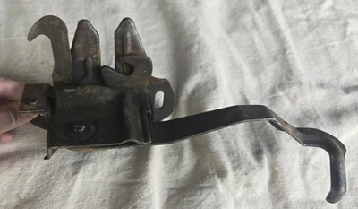 Ford Galaxie 500 XL Convertible Fastback/LTD Country Squire 1969 Cierre de capó usado Foto 1 de 4