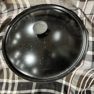Black Le Creuset Lid Metal 14.25” (lid Only) - Picture 1 of 4