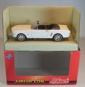 Schuco Junior Line 1/43 Ford Mustand Cabrio weiß OVP #5738 - Bild 1 von 3