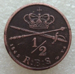 Denmark 1/2 Rigsbankskilling 1842 Christian VIII Copper Coin S8 - Picture 1 of 7