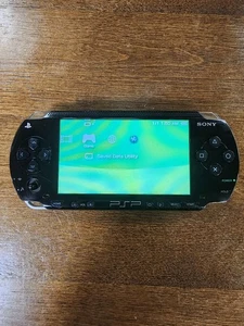 Sony PSP Go PSP-1001 PlayStation Portátil - Negro Probado y Funcionando - Imagen 1 de 7
