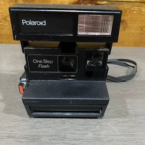 Polaroid One Step Flash Instant Camera Vintage 600 Series Plus Strap 600 Film - Picture 1 of 9