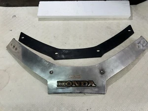 Fregio Cupolone Honda GL Silver Wing PC02  - Foto 1 di 3