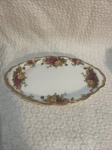 Royal Albert Old Country Roses 10” X  5 3/4” Tray - Picture 1 of 4