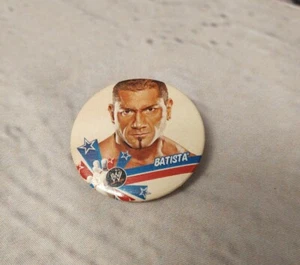 WWE PIN Batista WRESTLEMANIA 25 ANNIVERSARY BUTTON WRESTLING PINBACK RARE - Bild 1 von 5
