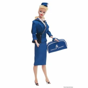 Barbie® Reproduktion blond mit American Airlines Stewardess #984/982 Outfits. - Bild 1 von 24