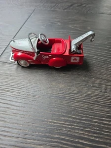 State Farm 80th Anniversary Pedal Car Replica 1940 Gendron Pioneer Tow Truck NEW - Picture 1 of 7