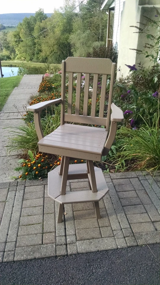 Silla de Bar Giratoria Tradicional con Brazos - Varios Colores - Amish Hecha en EE. UU. Foto 1 de 1