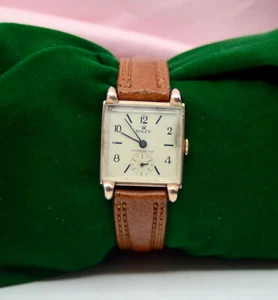 Vintage Rolex 18K Rose Gold watch w/sub-dial - Picture 1 of 8